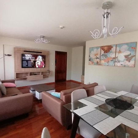 Apartamento M&L Santiago de Surco-Lima-Jockey Plaza-Embassy USA Esterno foto