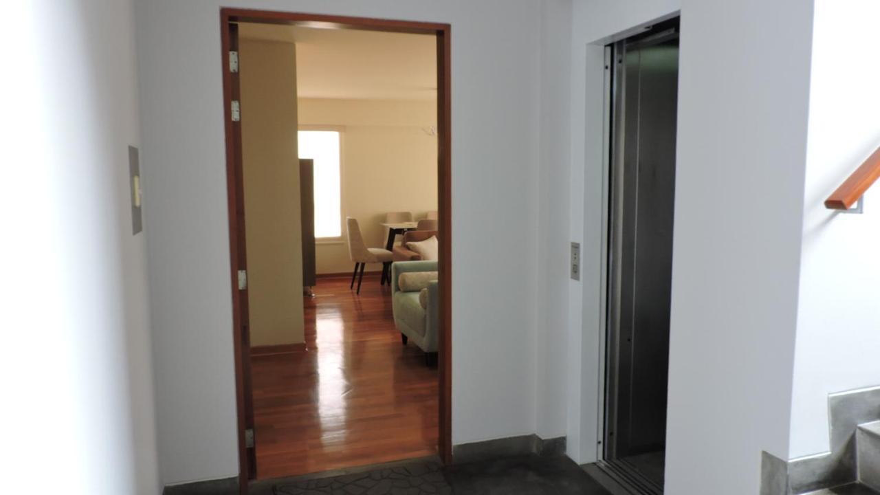 Apartamento M&L Santiago de Surco-Lima-Jockey Plaza-Embassy USA Esterno foto