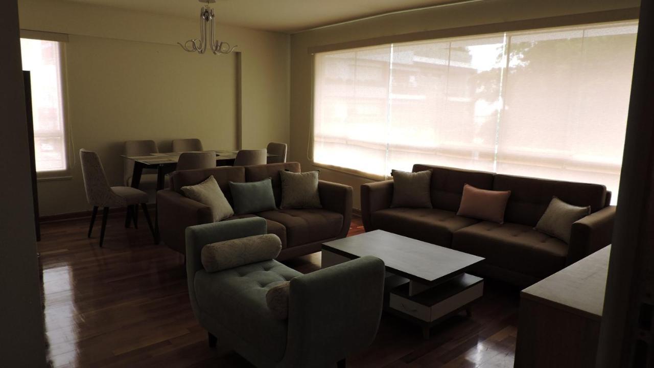 Apartamento M&L Santiago de Surco-Lima-Jockey Plaza-Embassy USA Esterno foto