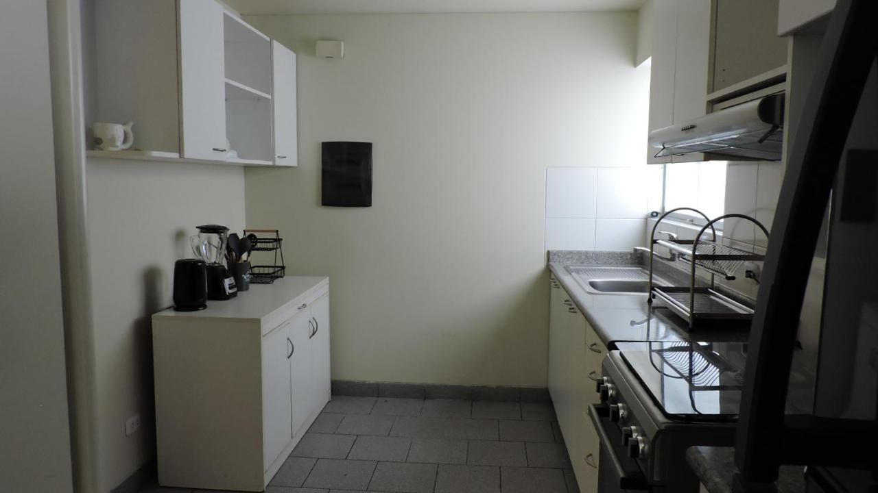 Apartamento M&L Santiago de Surco-Lima-Jockey Plaza-Embassy USA Esterno foto